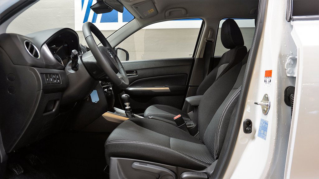 Suzuki Vitara 1.4T Hybrid allgrip 4x4 Kampanj! från 227900:-