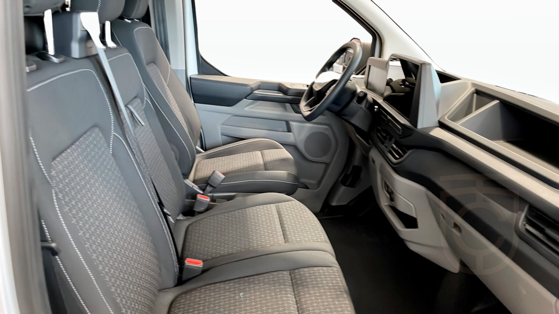 Ford E-Transit Custom 320