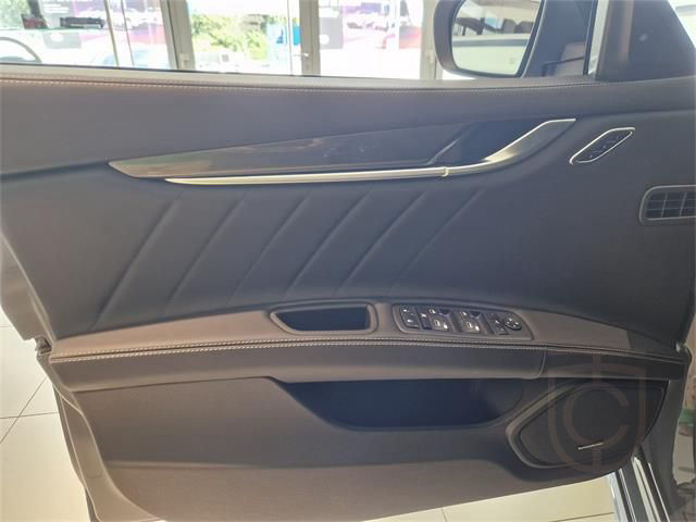 Maserati Ghibli Modena SQ4 Tageszulassung