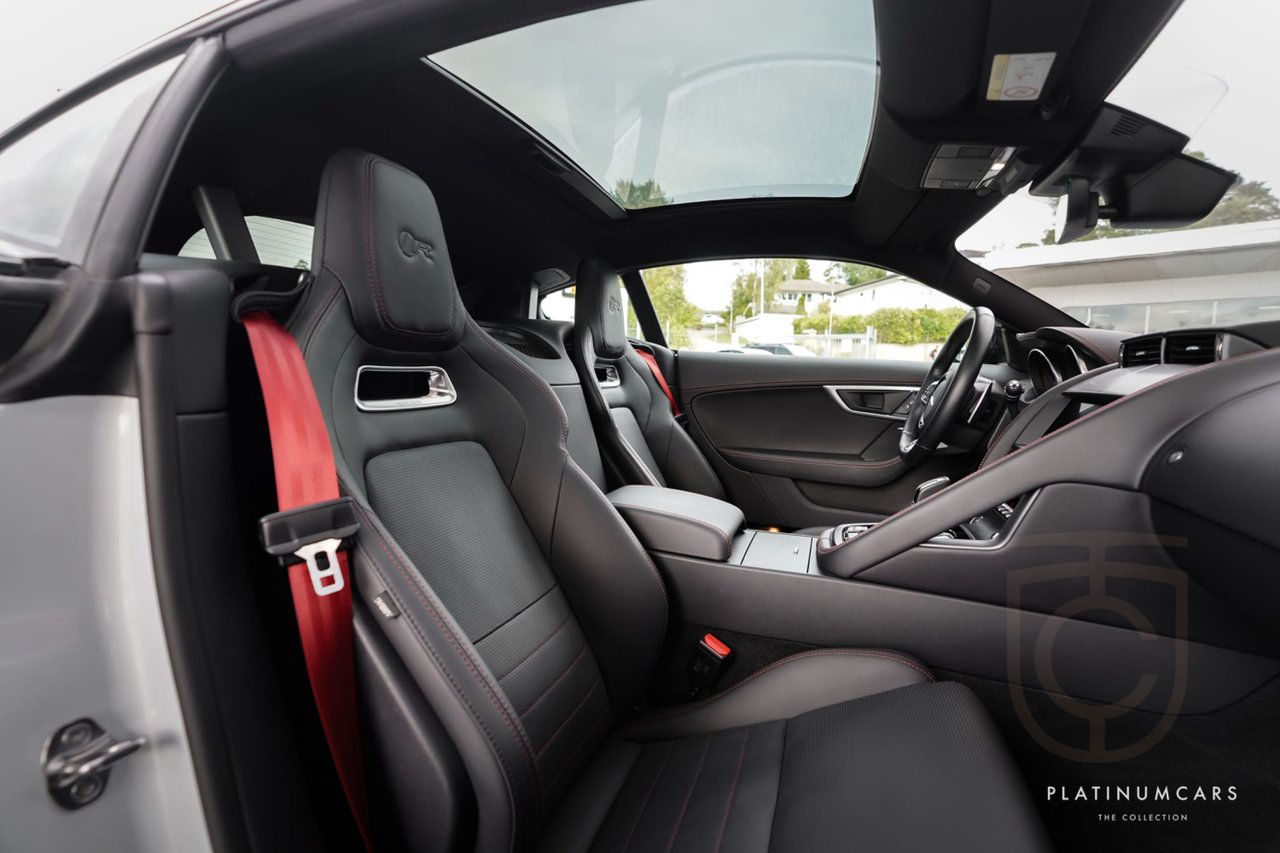 Jaguar F-Type R Quickshift