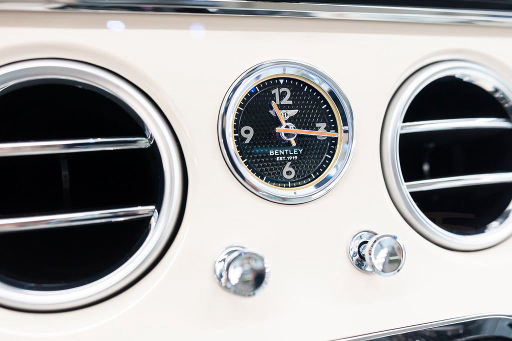 Bentley Continental GT Speed - Touring Spec., Wellness