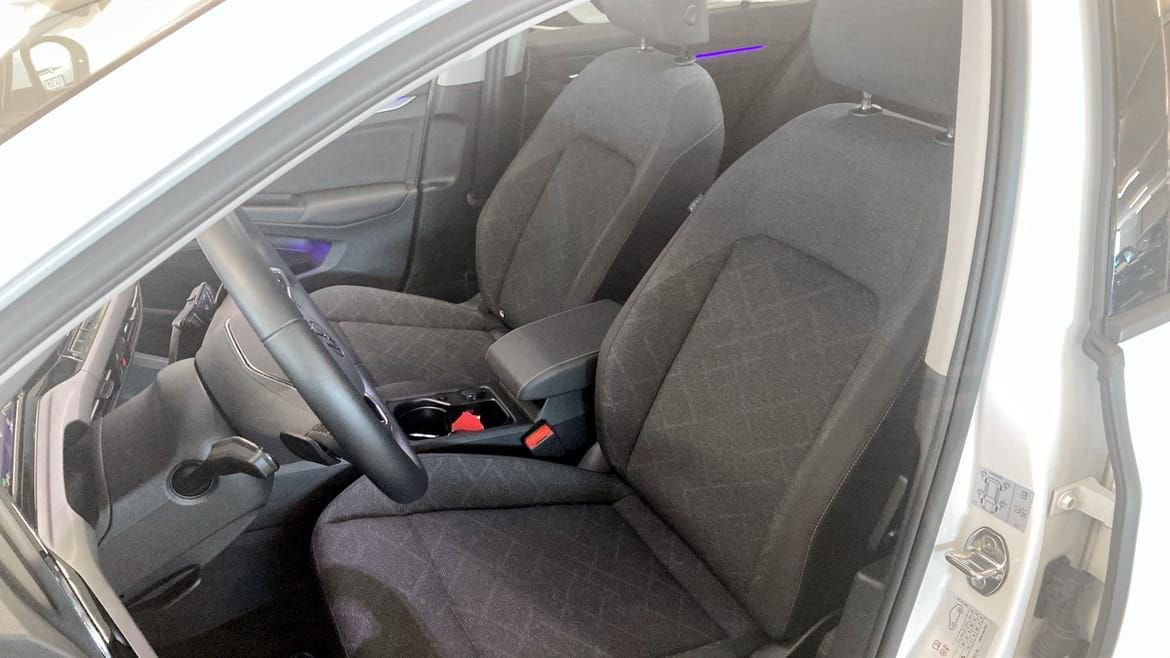 Volkswagen Golf 1.0 eTSI 110 DSG