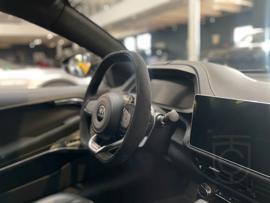 Lotus Emira First Edition i4 DCT Touring