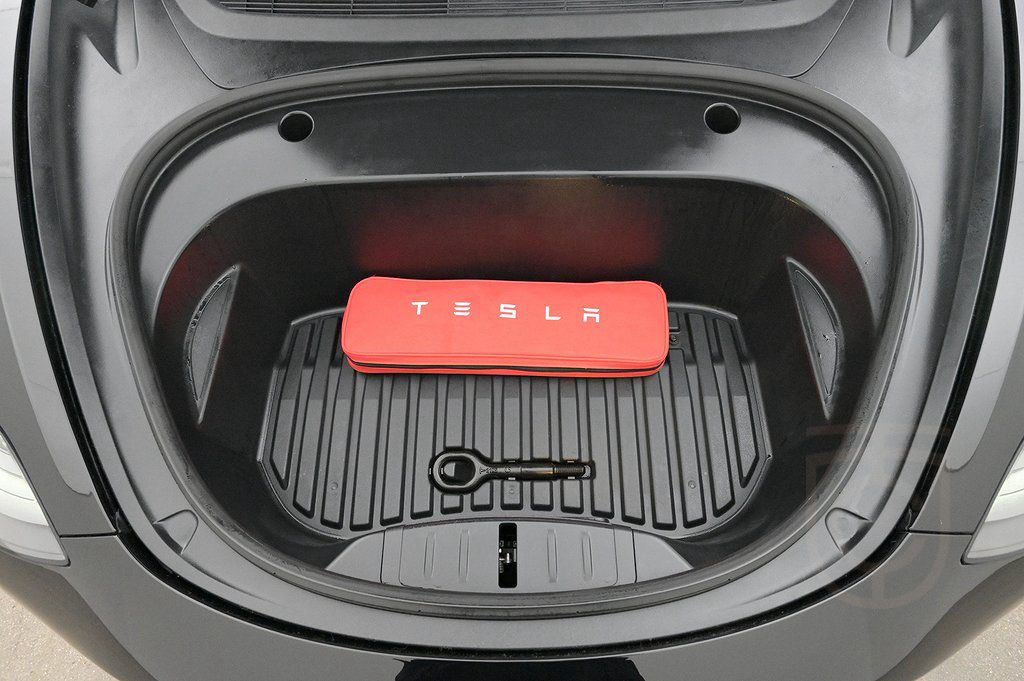 Tesla Model 3 Standard Range