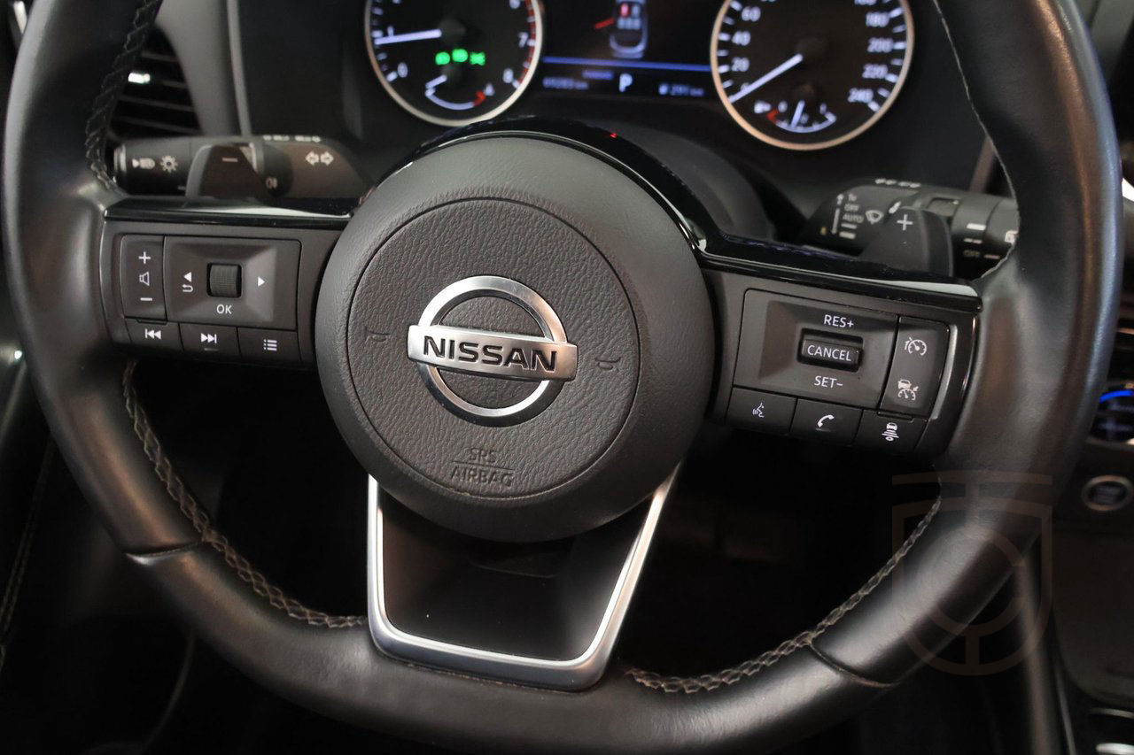 Nissan Qashqai 1.3 DIG-T XTRONIC-CVT N-Connecta