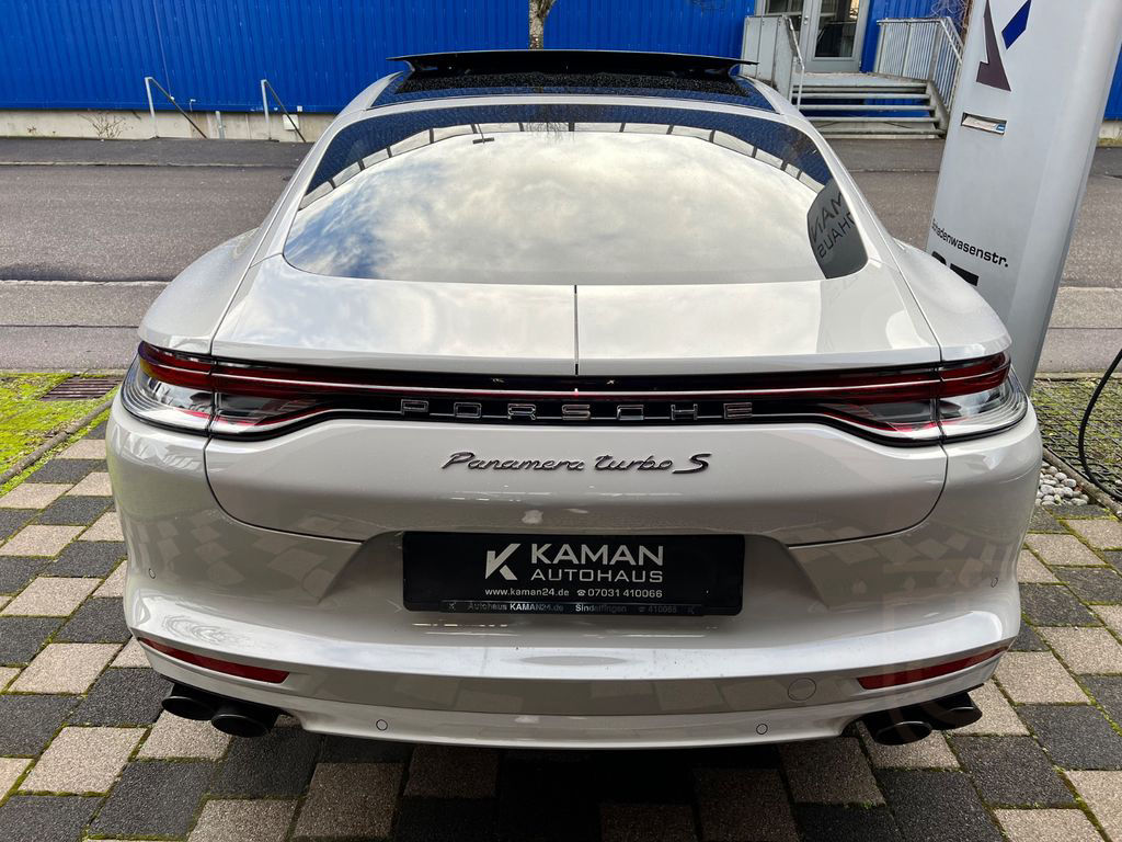 Porsche Panamera Turbo S V8 #KREIDE! SAMMLER AUSSTELLER!