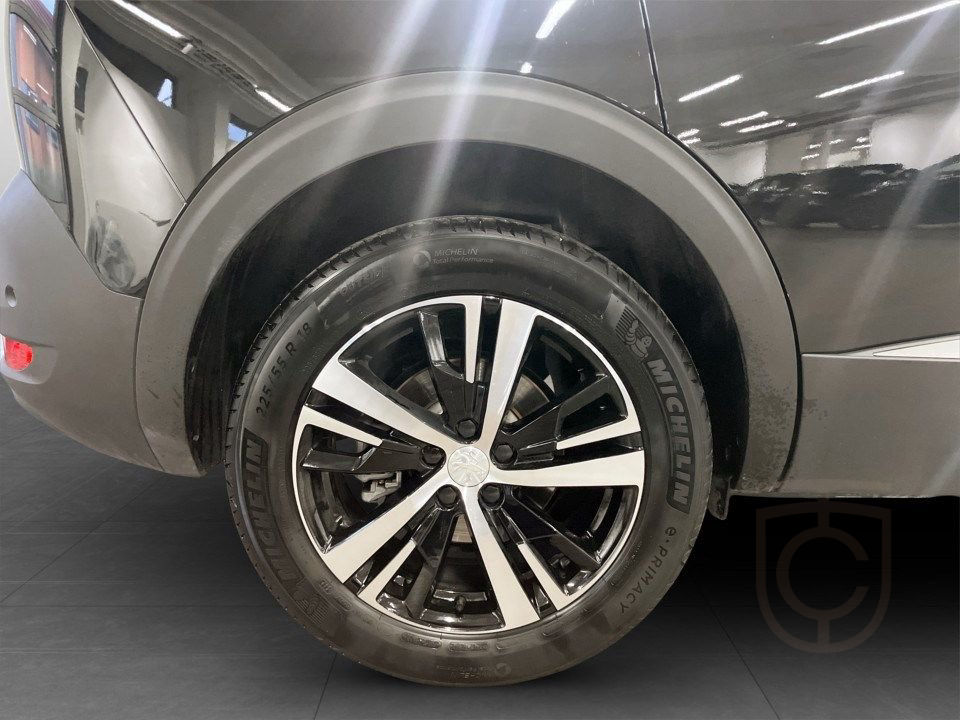 Peugeot 5008 GT 1.2 PT