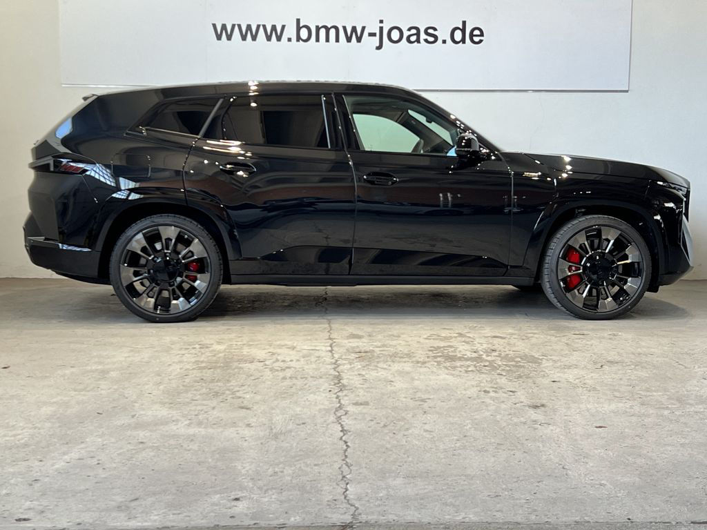 BMW XM 23" LMR ~ B&W Surround ~ M Drivers Package