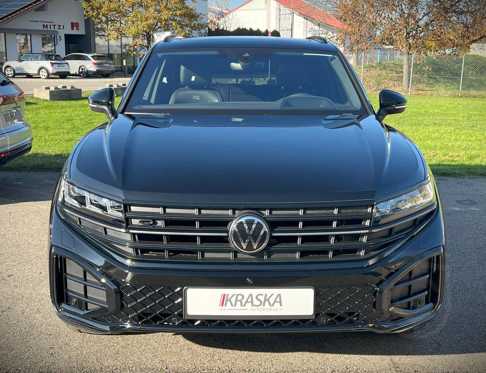 Volkswagen Touareg 3.0 TDI 4M R-Line AHK PANO DYNAUDIO