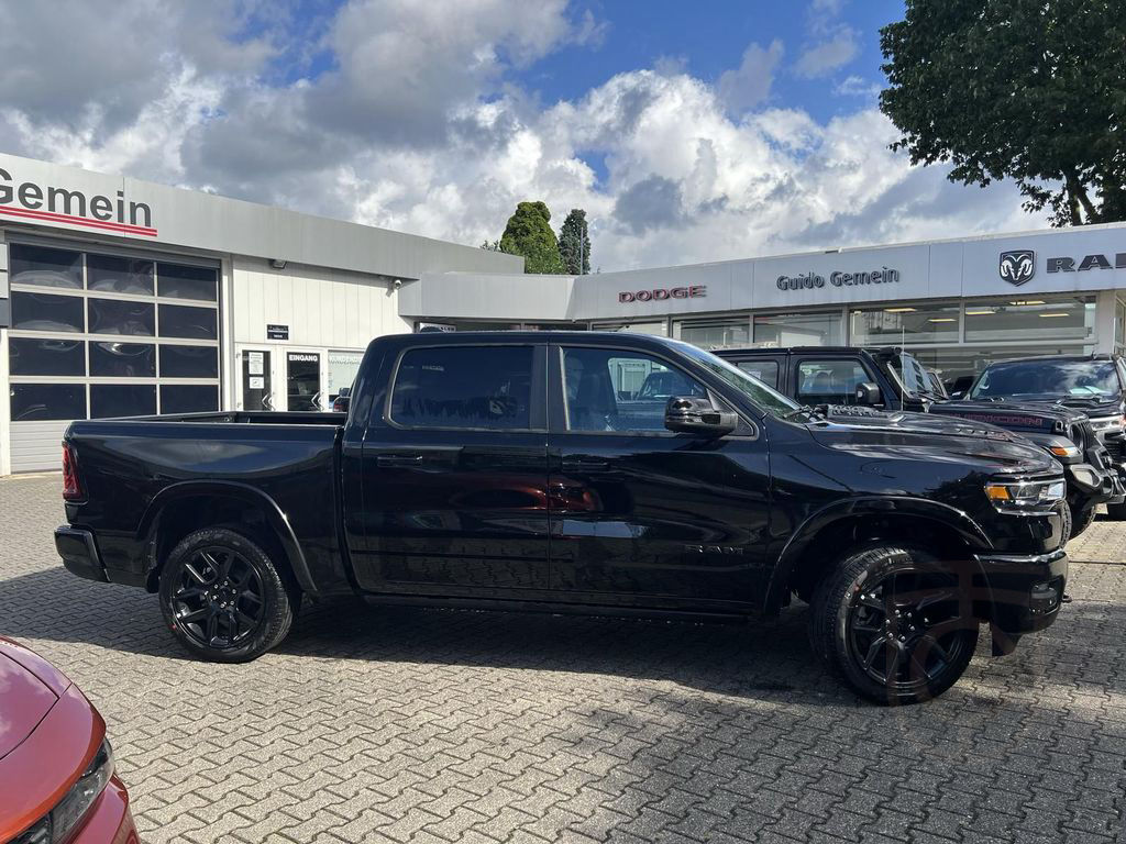 Dodge RAM Laramie Night Premium + 5 Jahre Garantie AHK