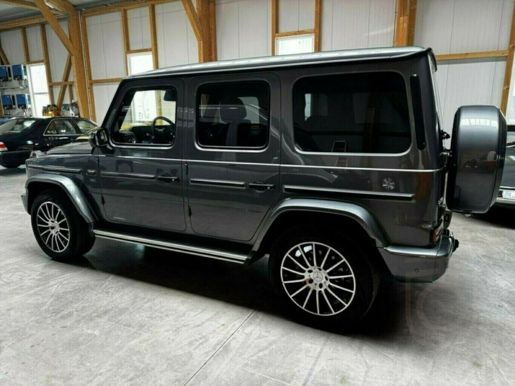 Mercedes-Benz G 500 V8