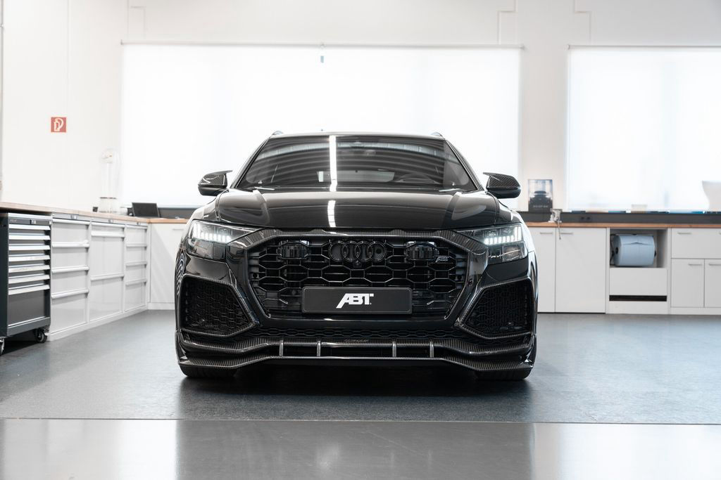 Audi RSQ8 ABT Signature Edition one of 96 Carbon