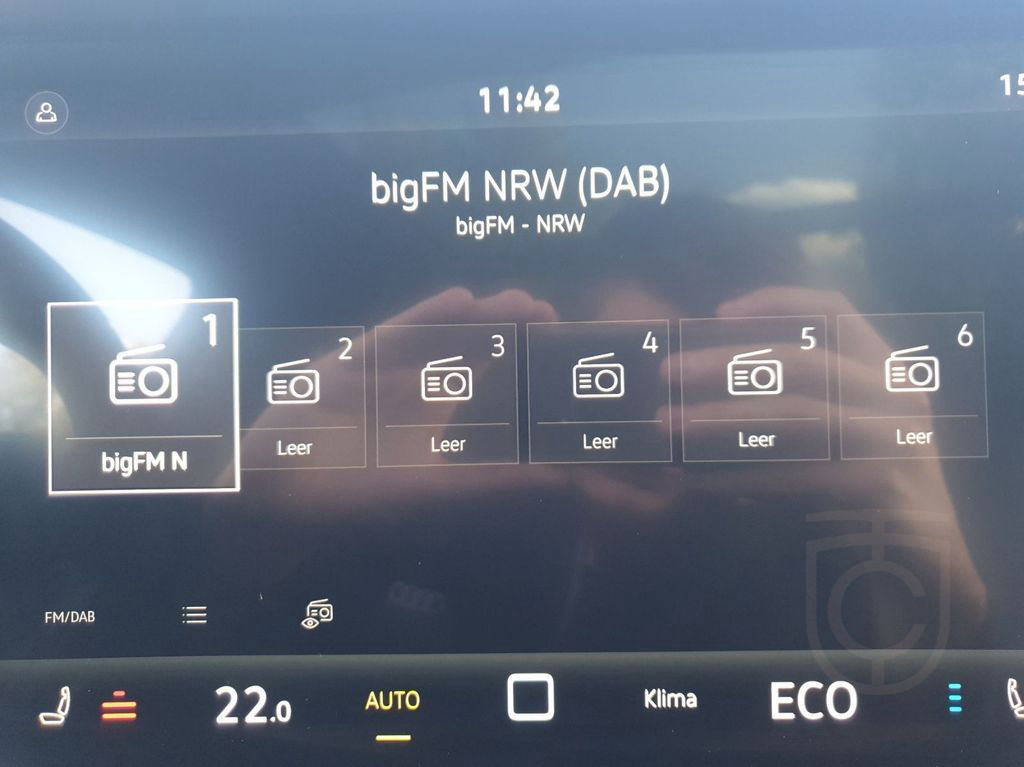 Volkswagen Touareg 3.0 TSI 4M R-LINE BLACKSTYLE NP126 LM22