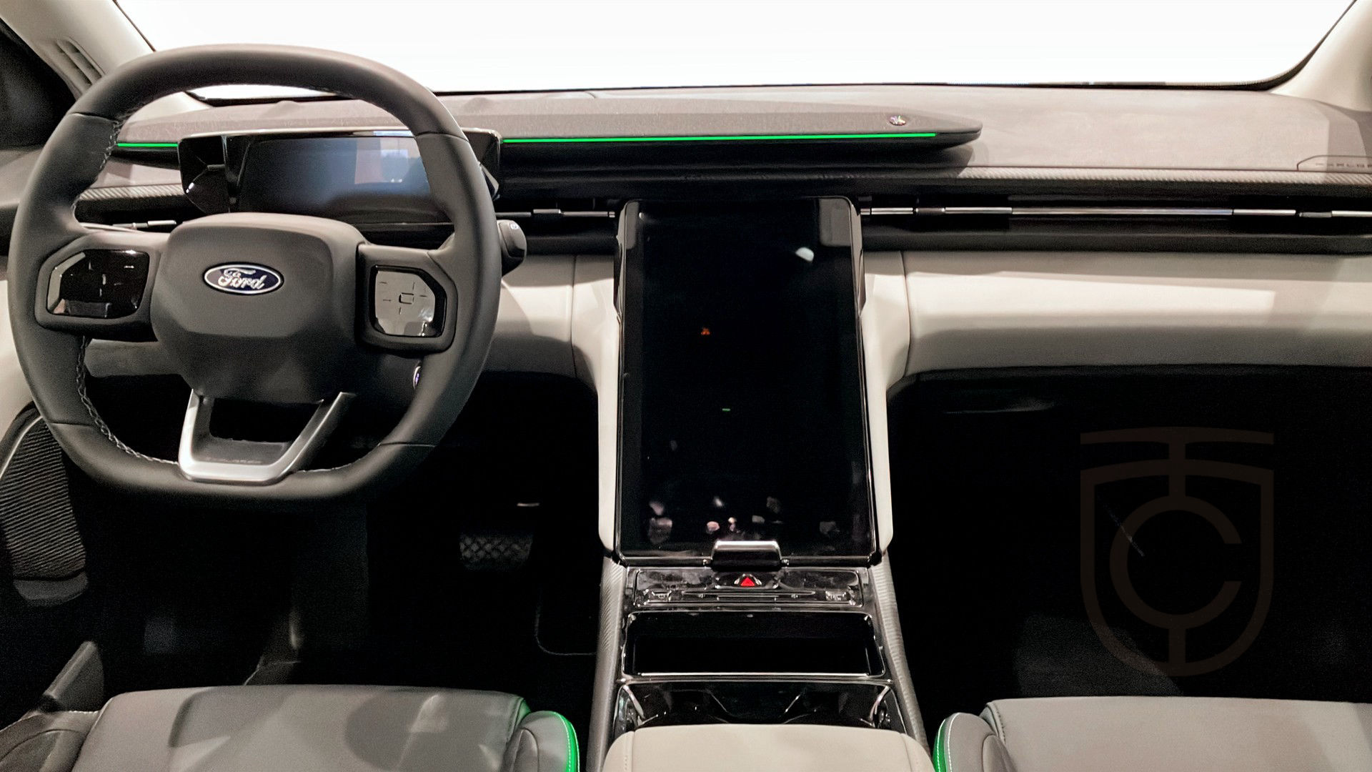 Ford Explorer EV Extended Range RWD