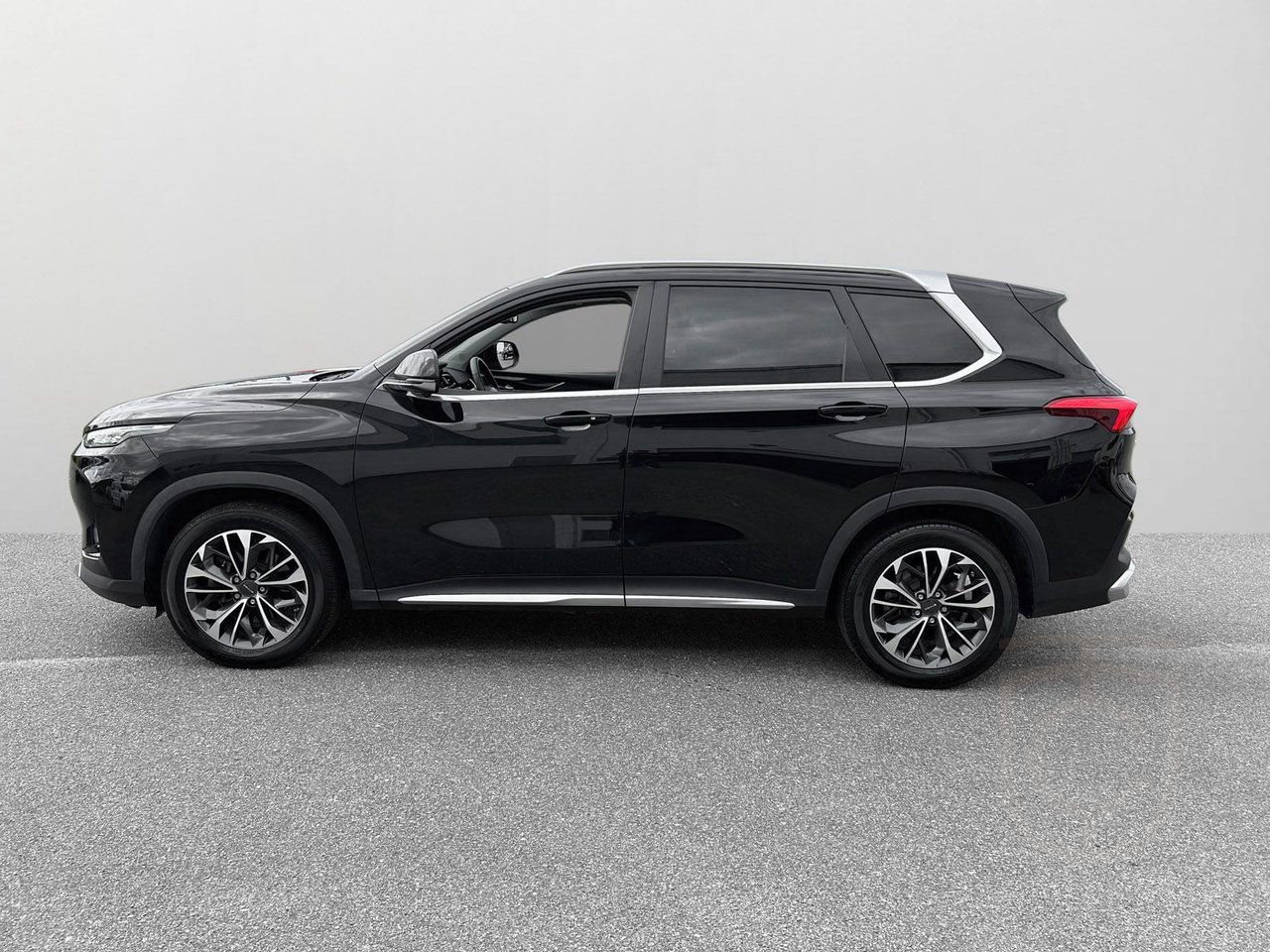 Maxus Euniq 6