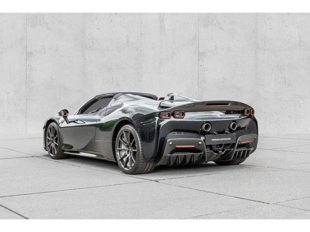 Ferrari SF90 Spider *Assetto Fiorano*Carbon*LED*Daytona*