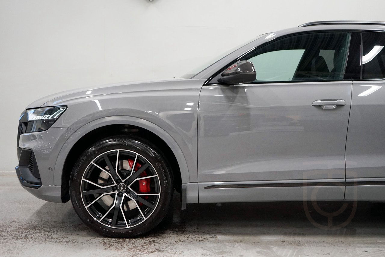 Audi SQ8 quattro Competition Plus