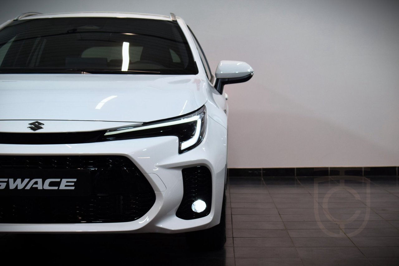 Suzuki Swace 1.8 Hybrid