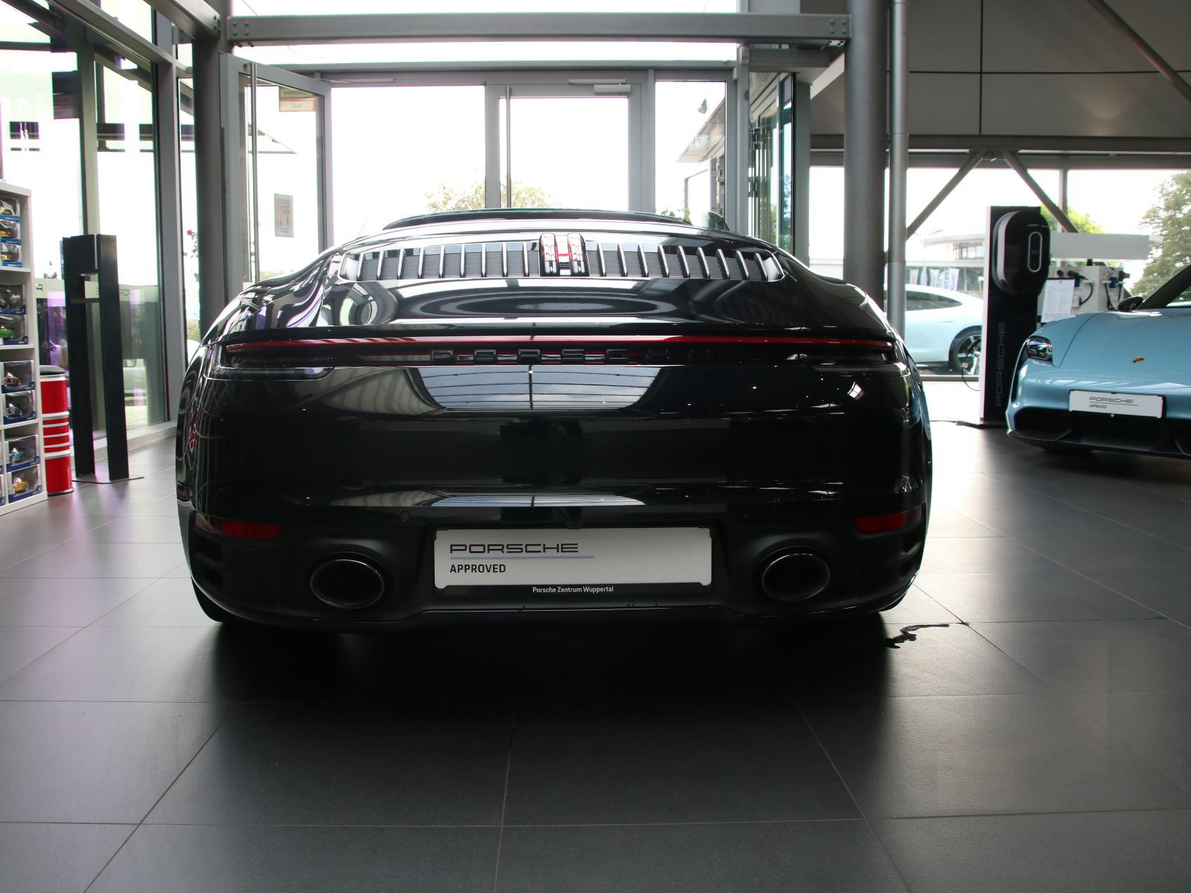 Porsche 911 Carrera 4S Cabriolet