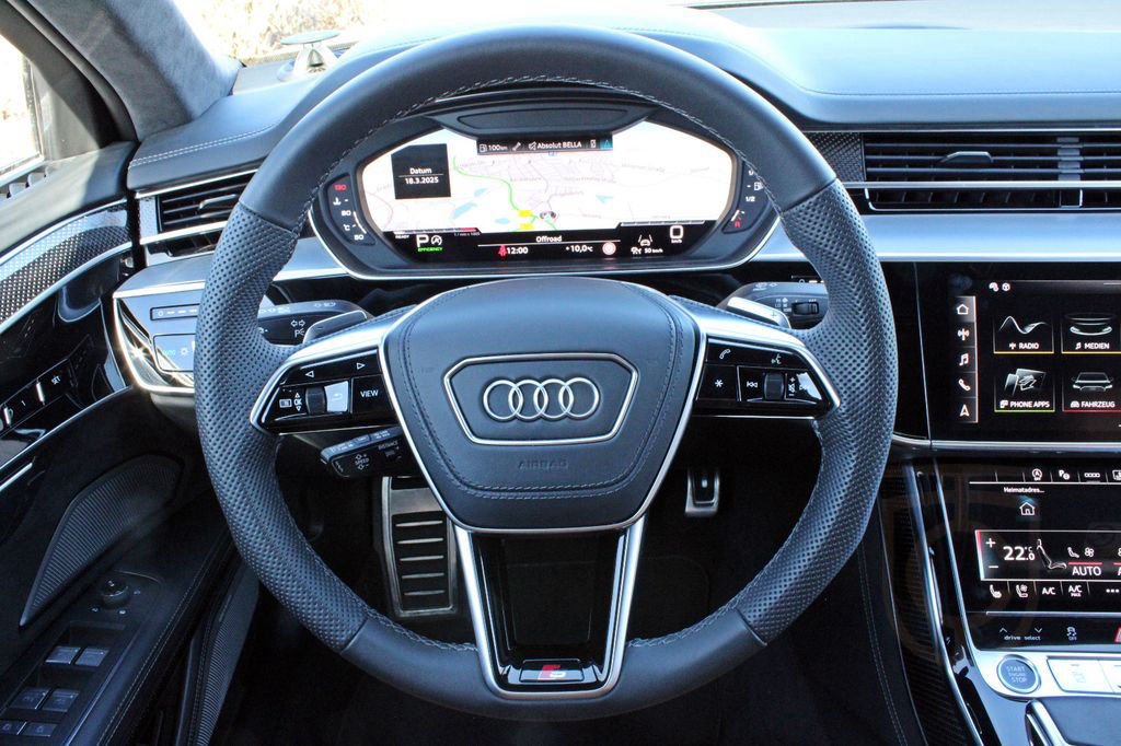 Audi A8 Lang 60TFSI S LINE BLACK PANO B&O ADV.UPE193