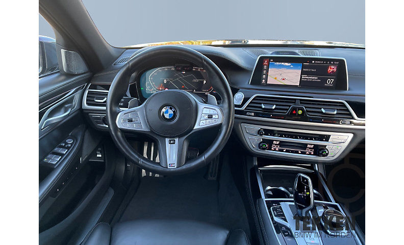BMW 750i xDrive Limousine
