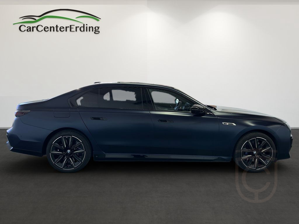 BMW M760e xDrive*Kristall*B&W*Fond-TV*PanoSkyL*360°*
