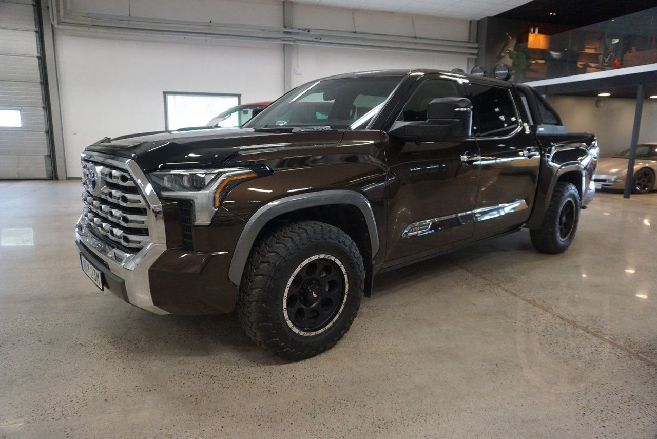 Toyota Tundra