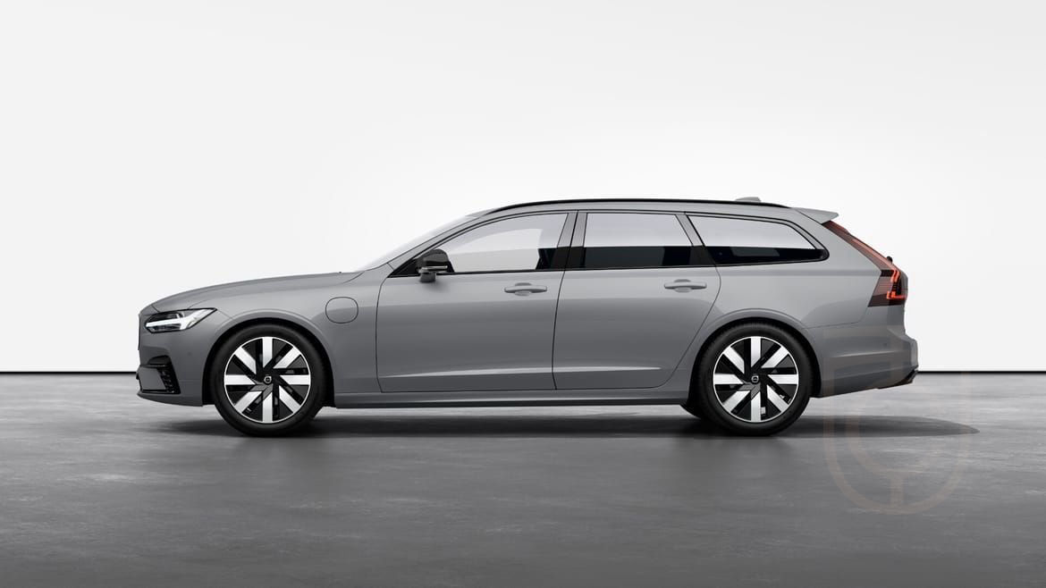 Volvo V90 Recharge T6 Geartronic 293kW 2025