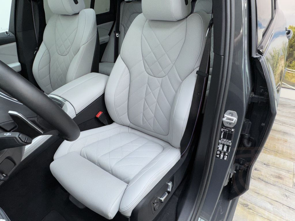BMW X5 xDr30d M Sport Pro 22Zoll Luftfeder ACC 360°