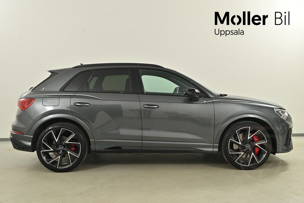 Audi RSQ3