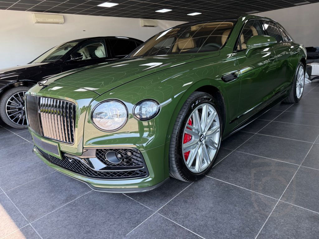Bentley Flying Spur S V8- Carbon- B&O- Pano
