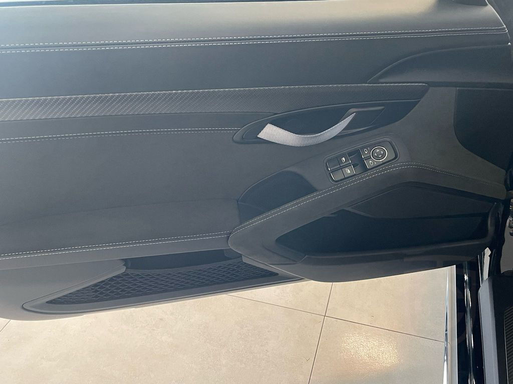 Porsche Cayman 718 GT4 RS*WEISSACH*CARBON*CAM*BOSE*LED*
