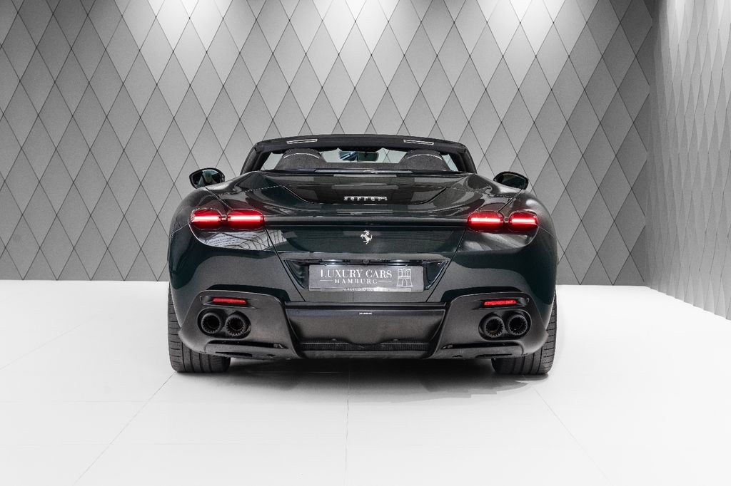 Ferrari Roma Spider 2025 GREEN/BEIGE MAGNERIDE