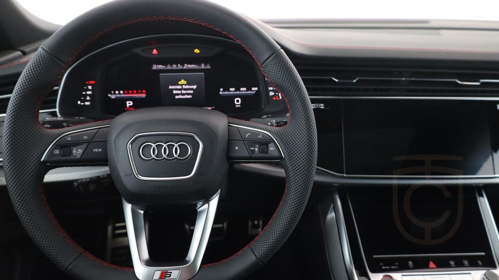 Audi SQ8 TFSI quattro