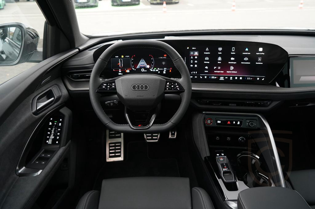 Audi SQ5 PANO LUFTFEDER TECH PRO MMI PRO STD.HZG AHK