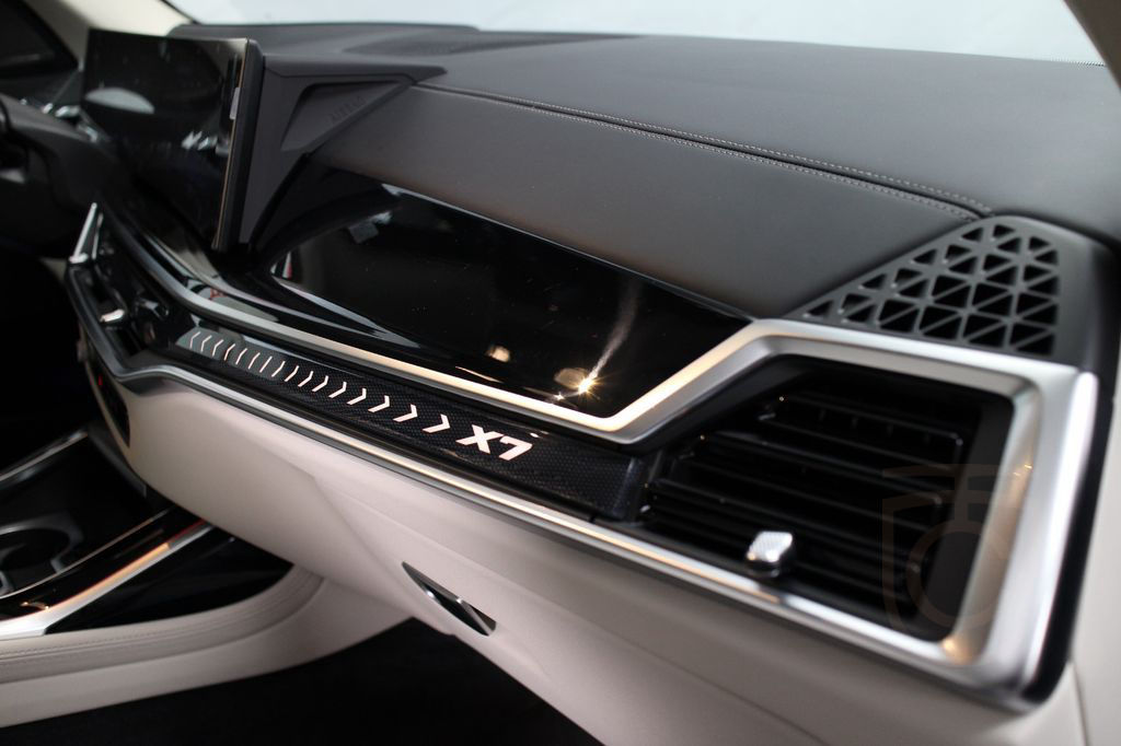 BMW X7 xDrive 40 i Head Up H&K Keyless
