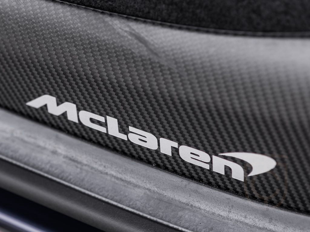 McLaren Artura | MSO Lantana Purple | Track Telemetry