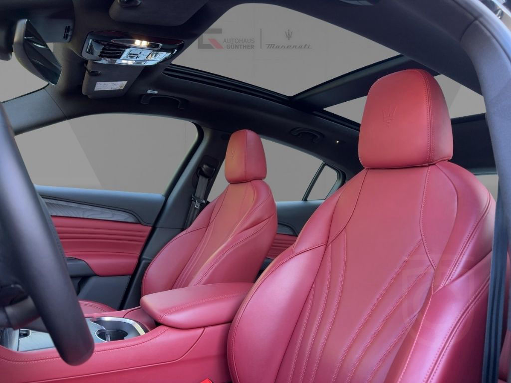 Maserati Grecale Modena 2.0 HYBRID/MHEV AWD 330PS MY23