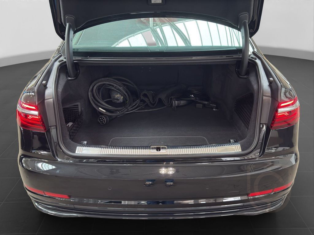Audi A8 60 TFSIe Q BuO HD-MATRIX AFA HuD 360°