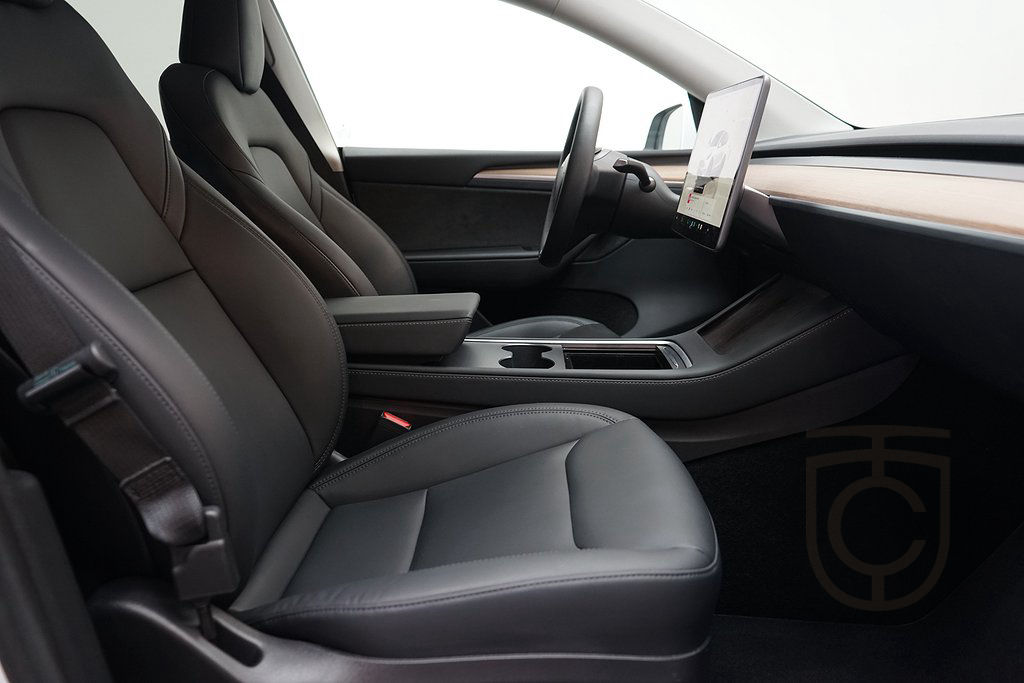 Tesla Model Y Performance