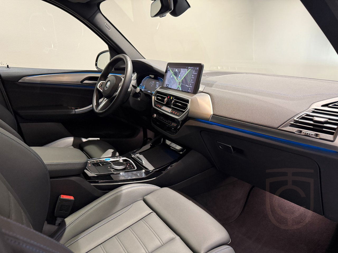 BMW iX3 Charged Plus
