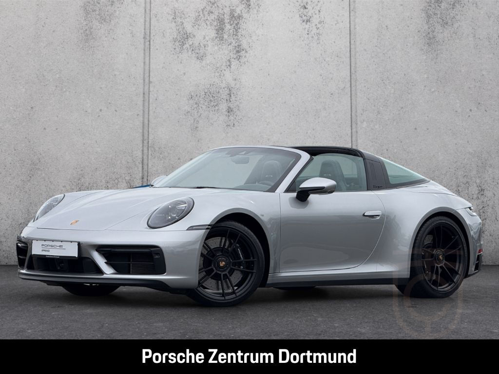 Porsche 992 911 Targa 4 GTS BOSE Sportabgasanlage LED