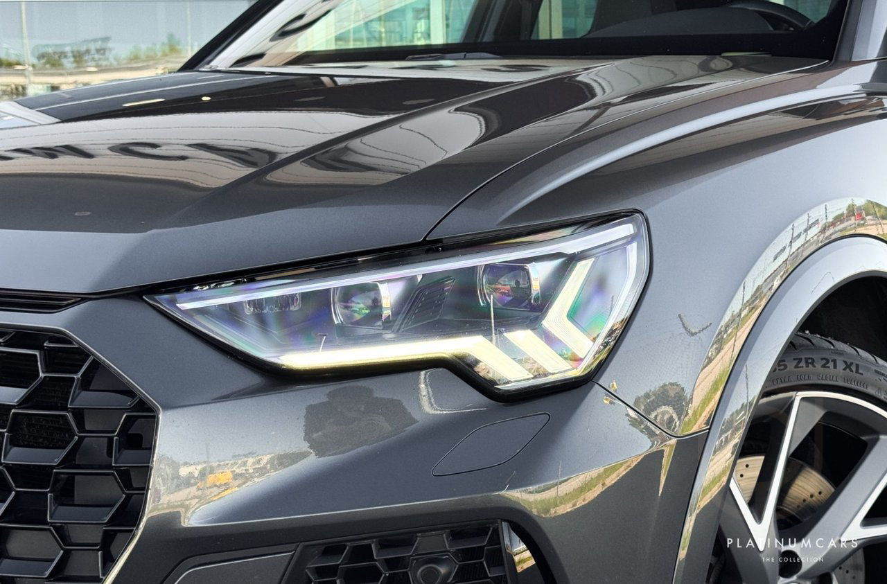 Audi RSQ3 SUV