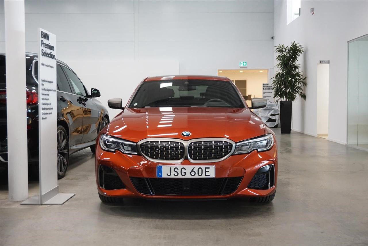 BMW M340 i xDrive Taklucka HUD Laser Värmare Drag Parkassist