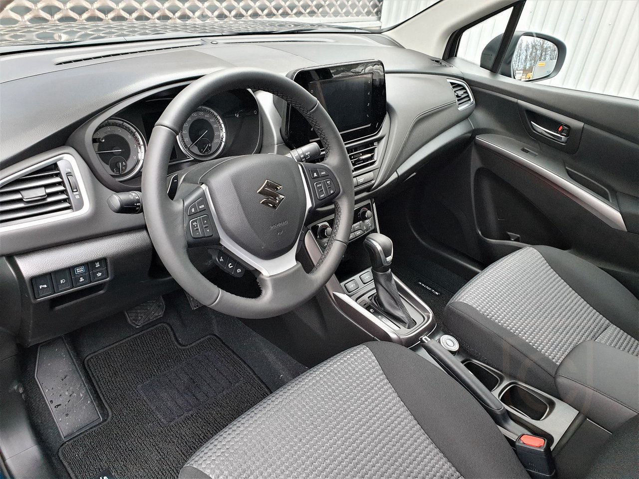 Suzuki S-Cross Hybrid Select Auto