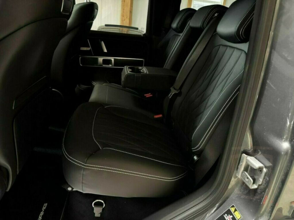 Mercedes-Benz G 500 V8