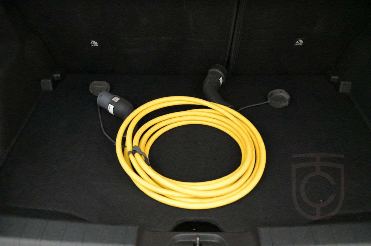 Jeep Avenger Electric Summit LED AdapFart