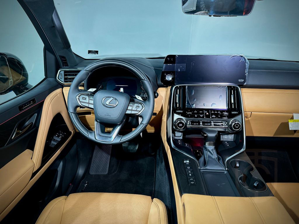 Lexus LX 600 Luxury MY24/Rear TV/In Stock/full options