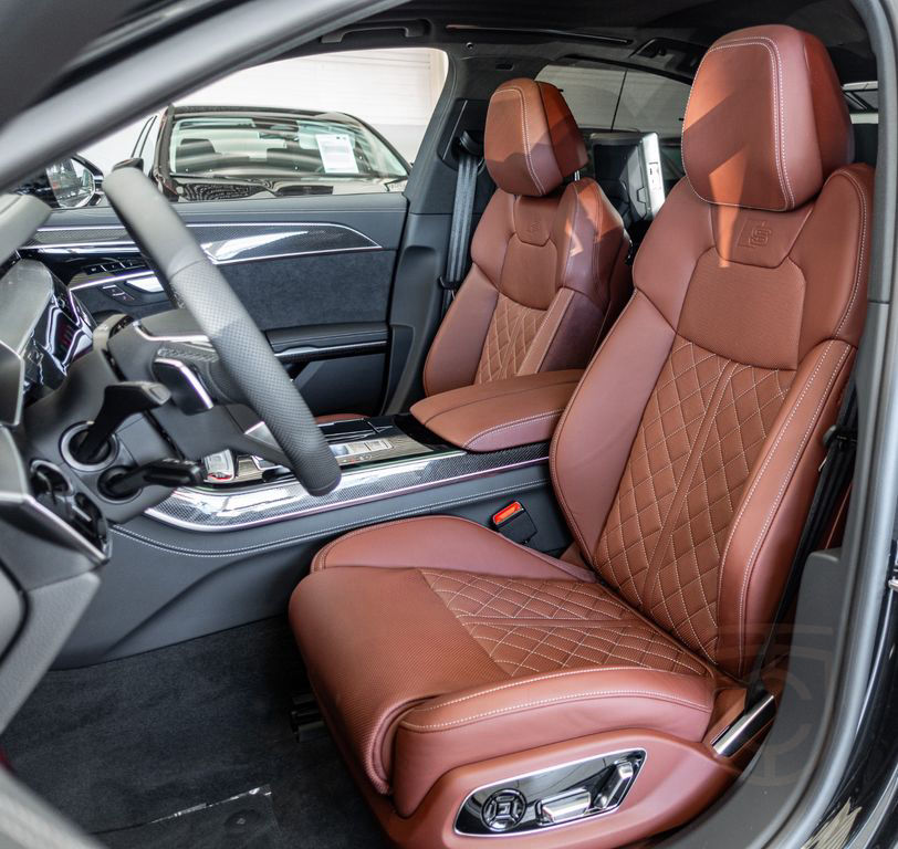 Audi S8 4.0TFSI StdHz*Massage*FondTV*B&O*MATRIX*21"
