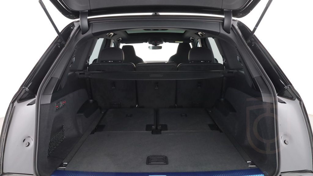 Audi SQ7 TFSI quattro